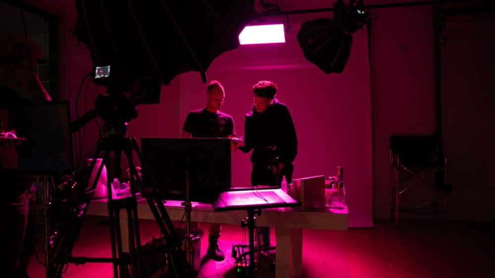 Testing color and effects on the Tutorial set