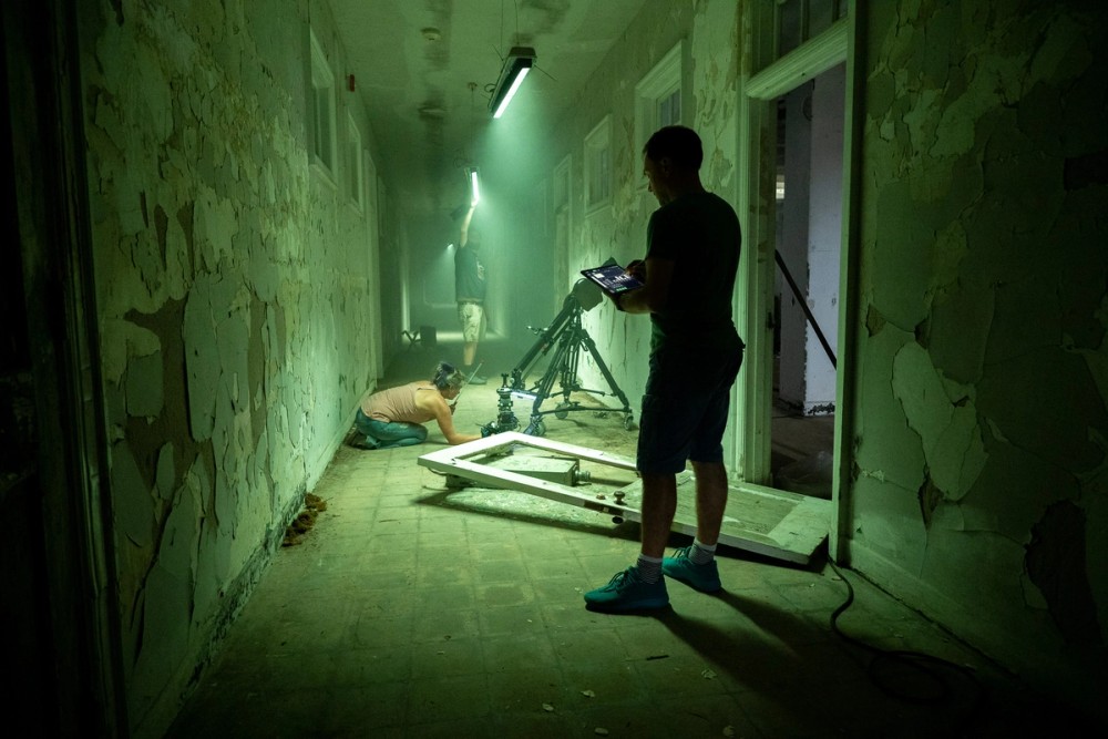 Crew light the hallway with INFINIBARs controlled with Sidus Link Pro