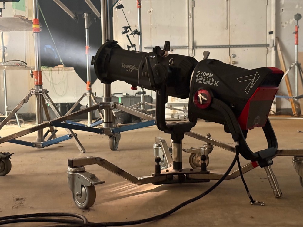A Spotlight Max mounted to an Aputure STORM 1200x