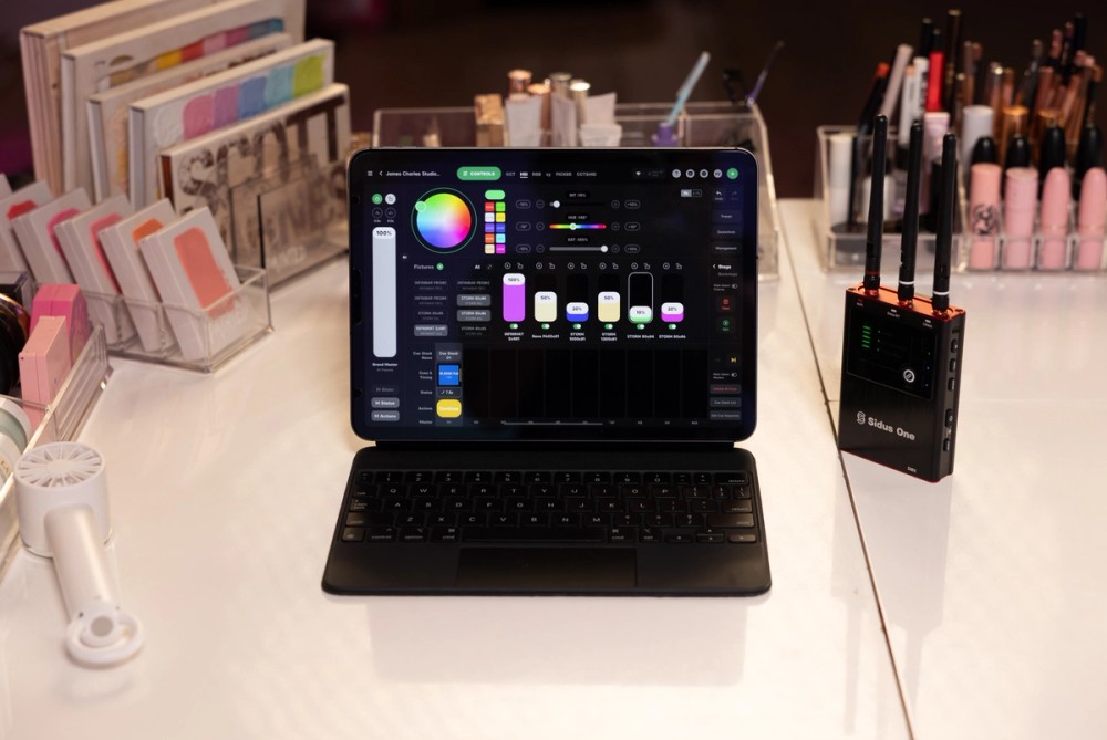 The control iPad running Sidus Link Pro, alongside a Sidus One transceiver